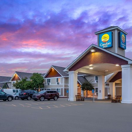 Comfort Inn Iron Mountain Exterior foto