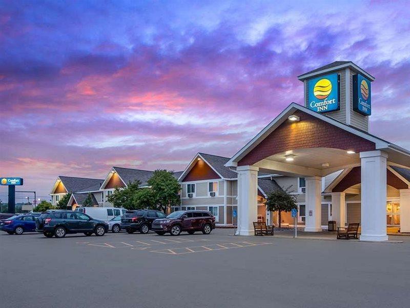 Comfort Inn Iron Mountain Exterior foto