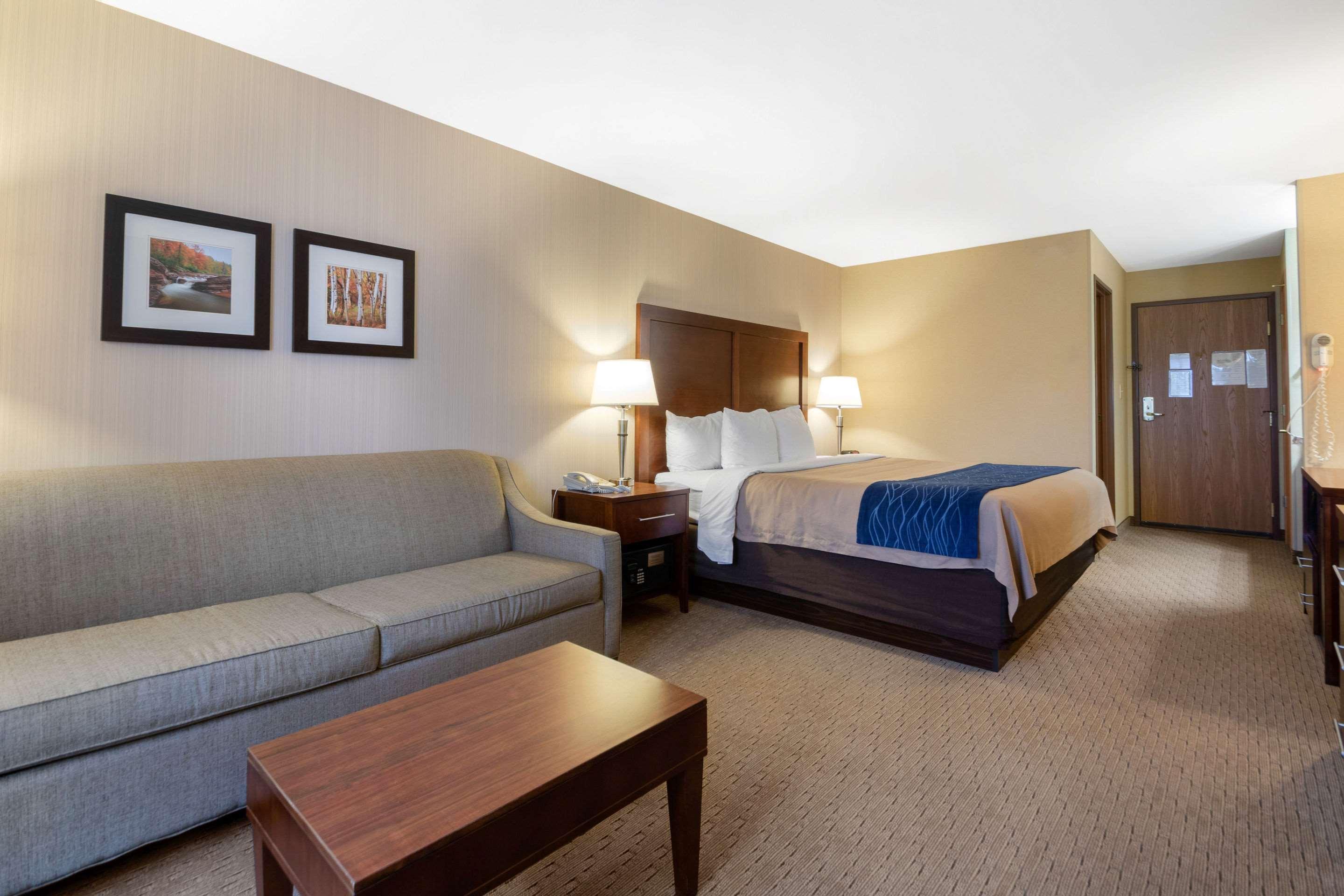 Comfort Inn Iron Mountain Exterior foto