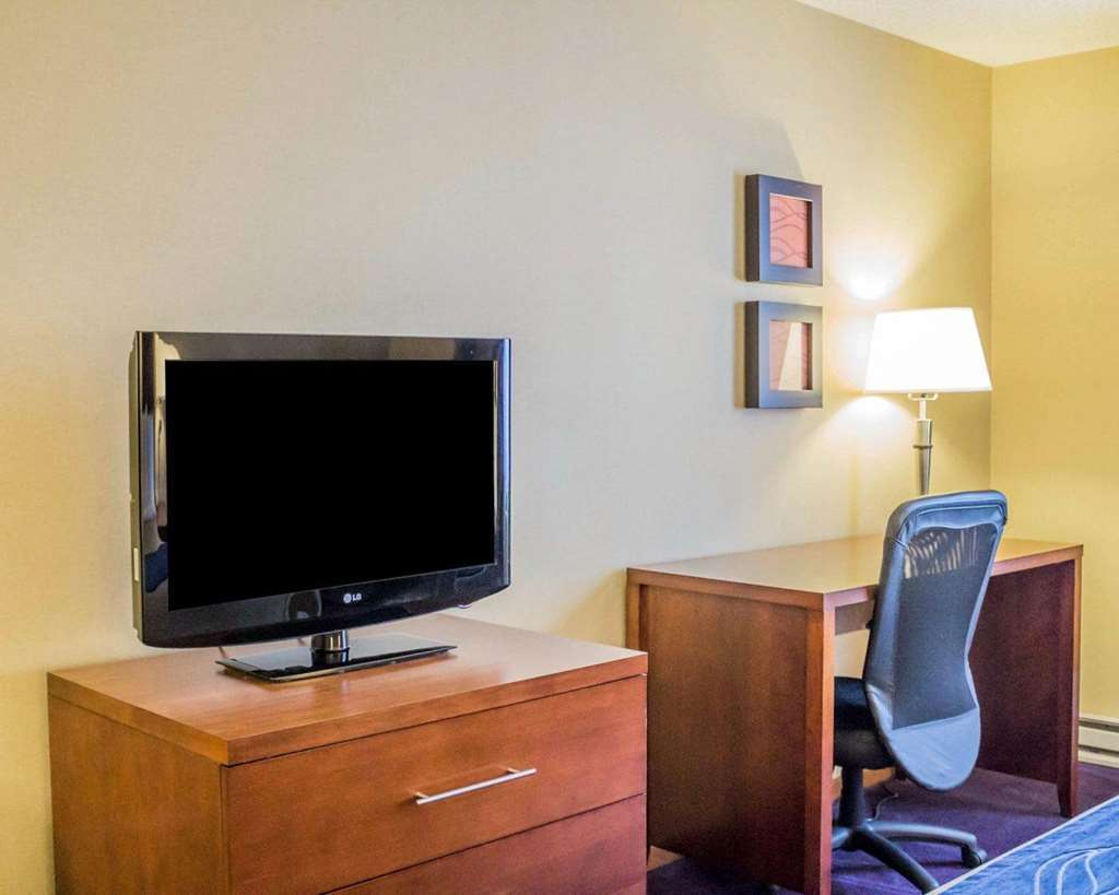 Comfort Inn Iron Mountain Habitación foto